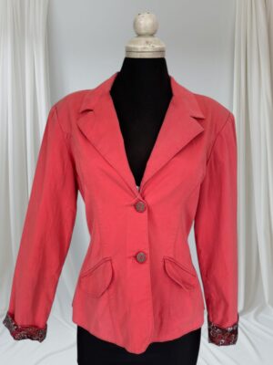 Bleiser.  BESO DE COCO. Talla L.