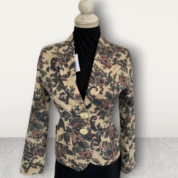 Bleiser.  DF. DeFirma. Talla 8.