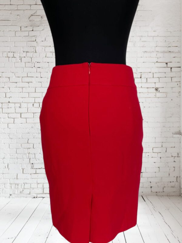 Falda NUEVA. ANN TAYLOR. Talla S.