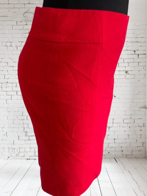 Falda NUEVA. ANN TAYLOR. Talla S.
