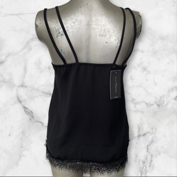 Blusa NUEVA. LEFTIES. Talla S