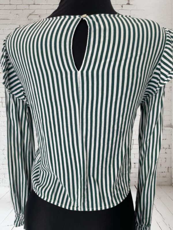 Blusa. Bershka. Talla XS.