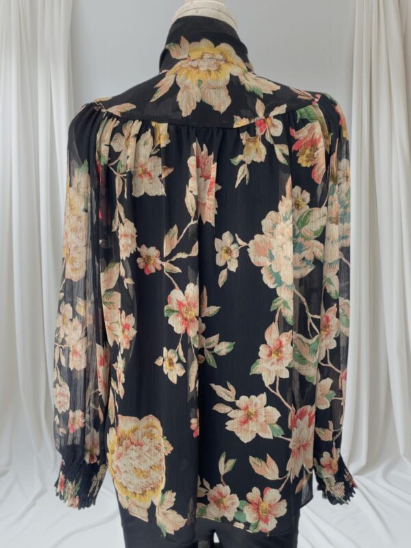 Blusa. Mango. Talla S.